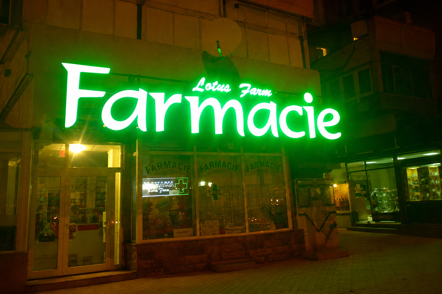 Farmacie Pharmacy Signage